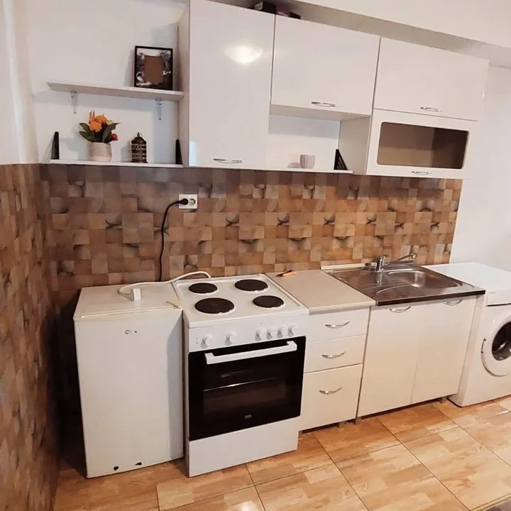 🏠 IZDAJE SE JEDNOSOBAN STAN – ZAGORIČ, PODGORICA  *** - slika 8